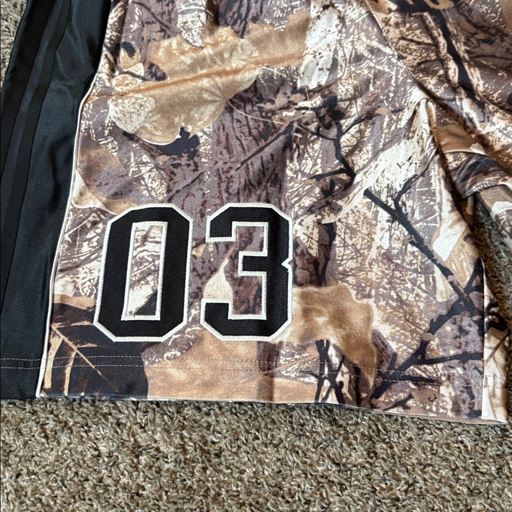 Adidas Originals Camo Shorts - Picture 3 of 5